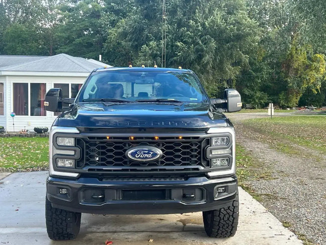 Custom Auto Works 2023 F-250 F-350 Super Duty With Honeycomb Grill Raptor Style Grill Light