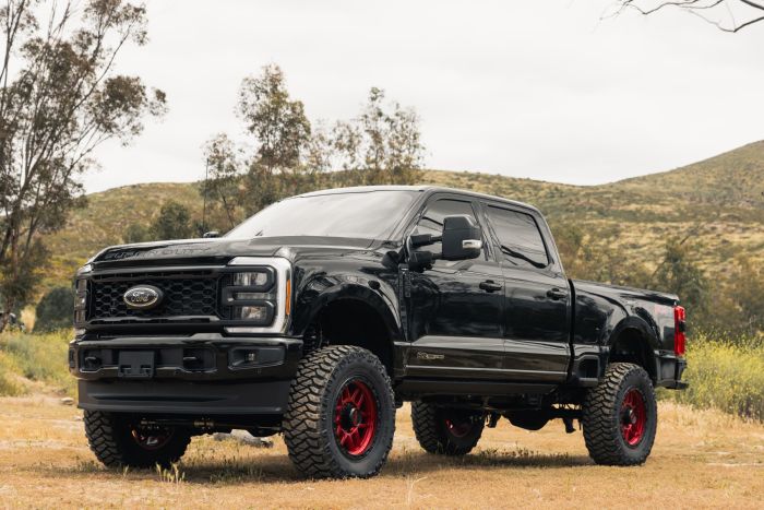 ReadyLift 2023+ Ford F-250 F-350 Super Duty 4x4 Diesel 6" COIL SPRING LIFT KIT WITH FALCON SHOCKS