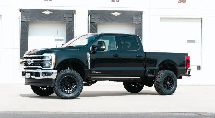 ReadyLift 2023 Ford F-250 F-350 Super Duty 4x4 Diesel 4" COIL SPRING LIFT KIT WITH FALCON SHOCKS