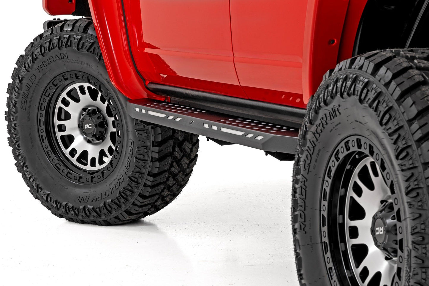Rough Country 82 Series Wheel | One-Piece | Machined Semi Gloss Black | 15x8 | 5x4.5 | -19mm