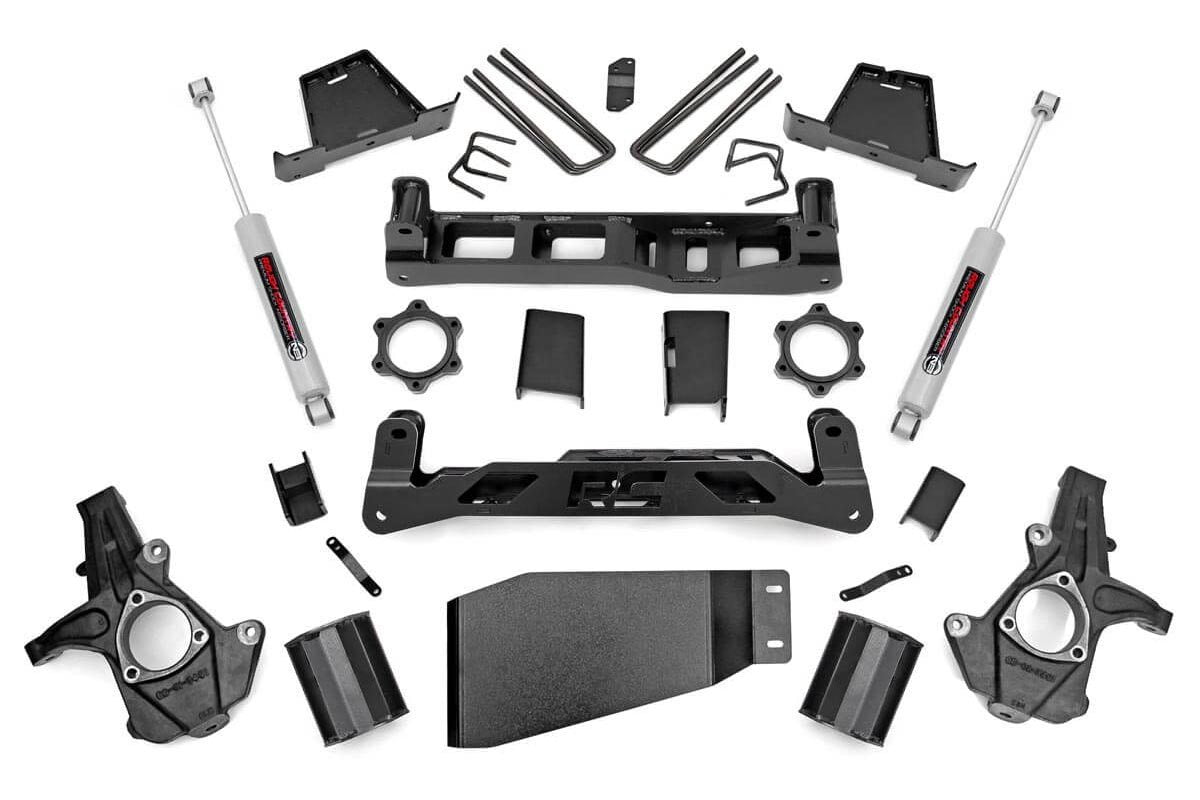 Rough Country 7.5 Inch Suspension Lift Kit Strut Spacer, Rear N3 Shocks 07-13 Silverado/Sierra 1500 4WD