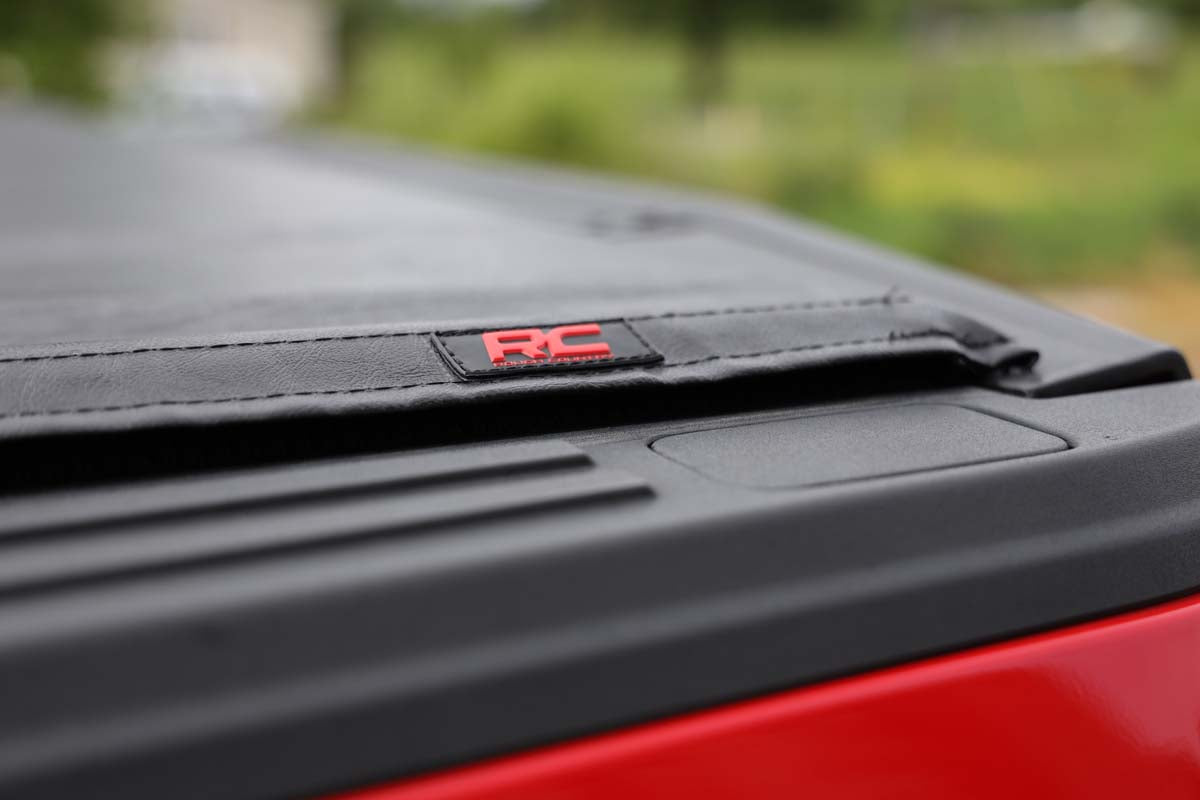 Rough Country Soft Roll Up Bed Cover 6.10 Foot Bed 17-22 Ford Super Duty 2WD/4WD