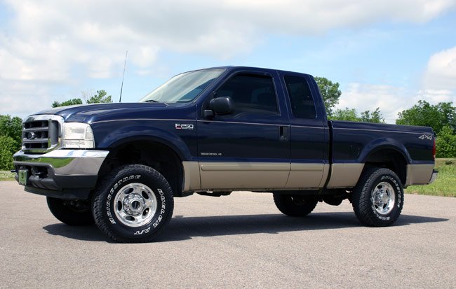 Rough Country 2.5 Inch Leveling Lift Kit 99-04 F-250/F-350 Super Duty