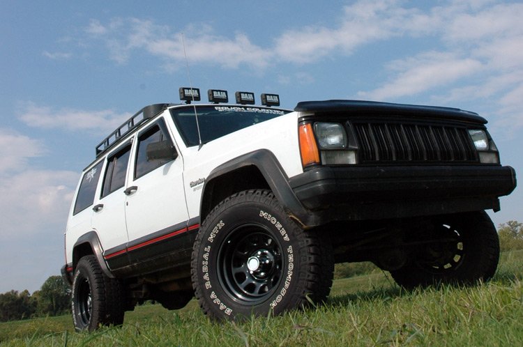 Rough Country 3 Inch Jeep Suspension Lift Kit N3 Shocks 84-01 Cherokee XJ