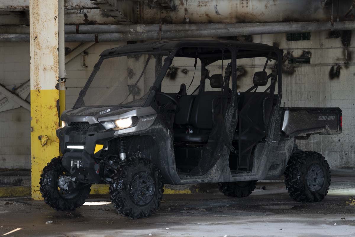 Rough Country Can-Am Defender 12 Inch Recessed Bumper LED Kit Black Series w/White DRL 16-20 Defender