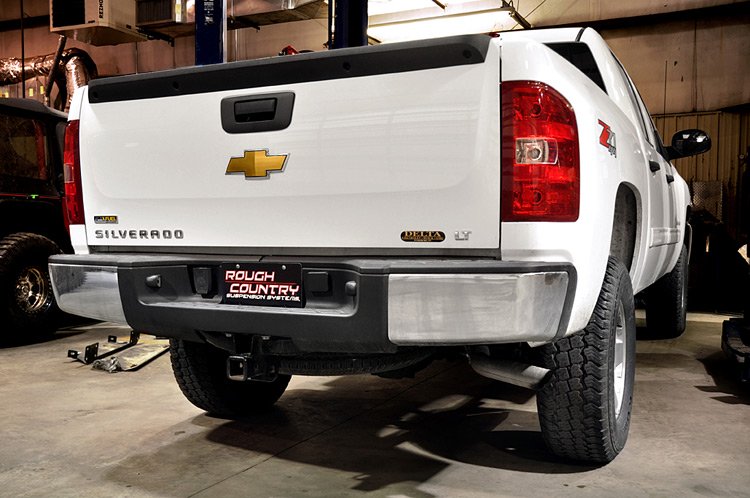 Rough Country 1.25 Inch GM Body Lift Kit 07-13 Silverado/Sierra 1500