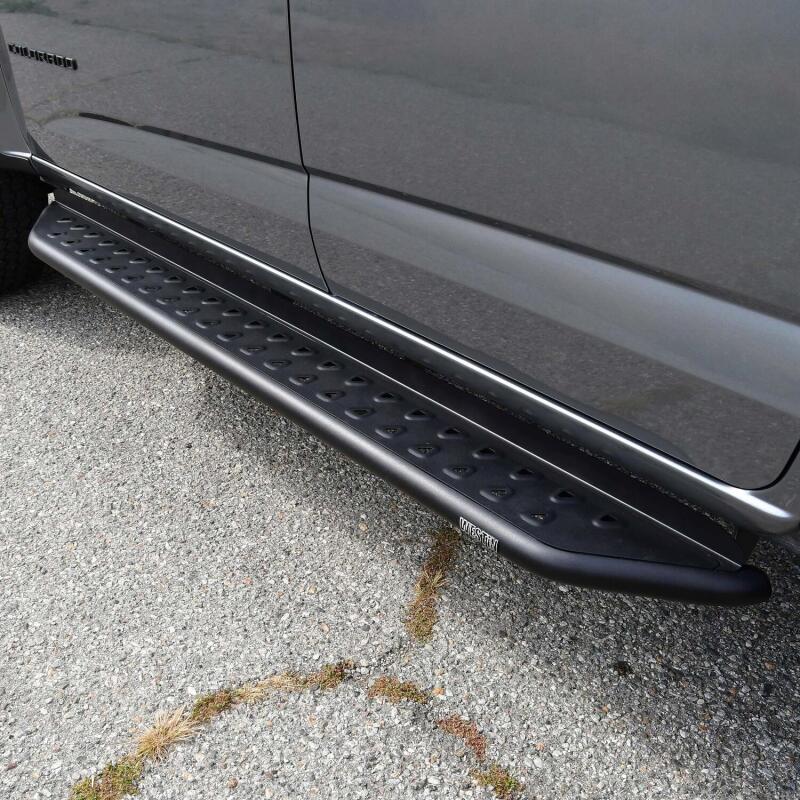 Westin 15-24 GMC Canyon Crew Cab Outlaw Running Boards