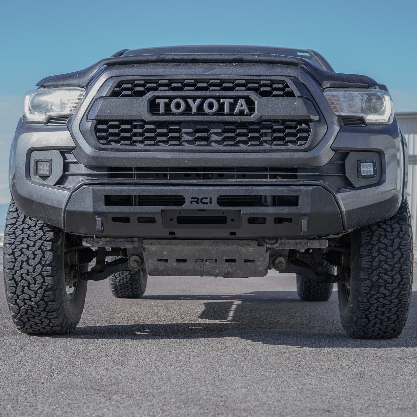 RCI OffRoad 2016-2023 Toyota Tacoma Pike Front Bumper