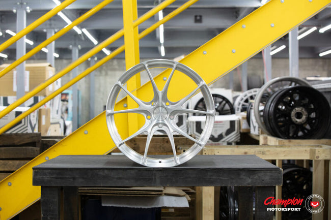 Vossen X Champion RS74 22X12 / ET66 / 5X130 / Brushed Gloss Clear Wheel / 911 Carrera 992 - Rear