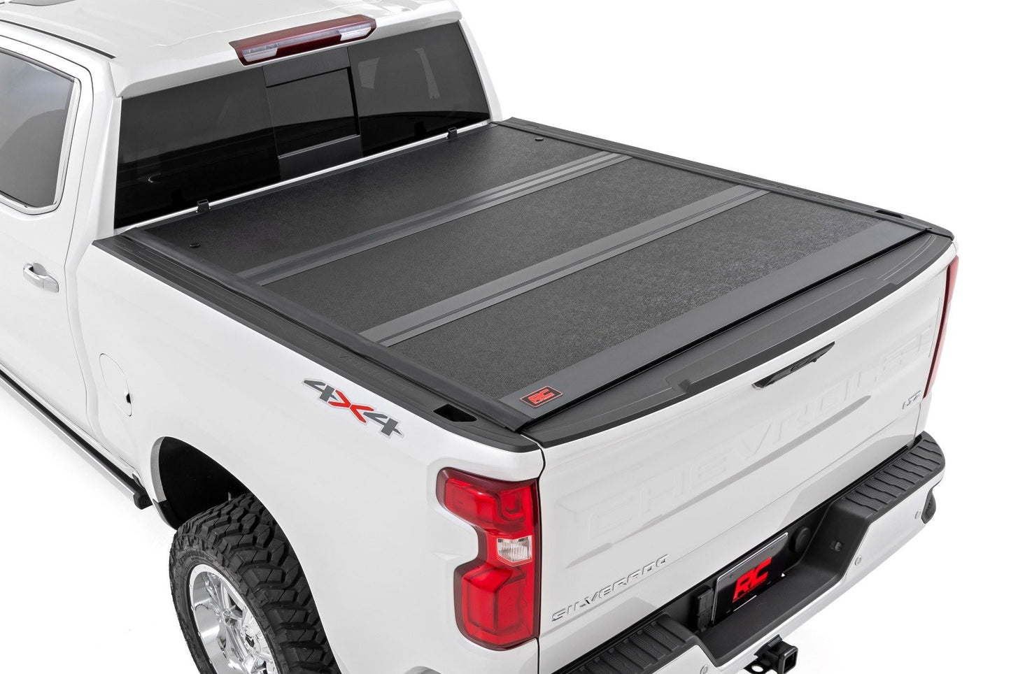 Rough Country Low Profile Hard Tri-Fold Tonneau Cover 19-26 GM 1500 5.8 Foot Bed