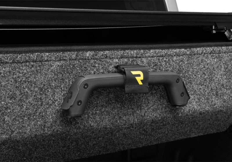 RealTruck 04-24 Nissan Titan CC 5.5ft Bed (w or w/o Utilitrack) RetraxPRO EZ-Off FRC-4000