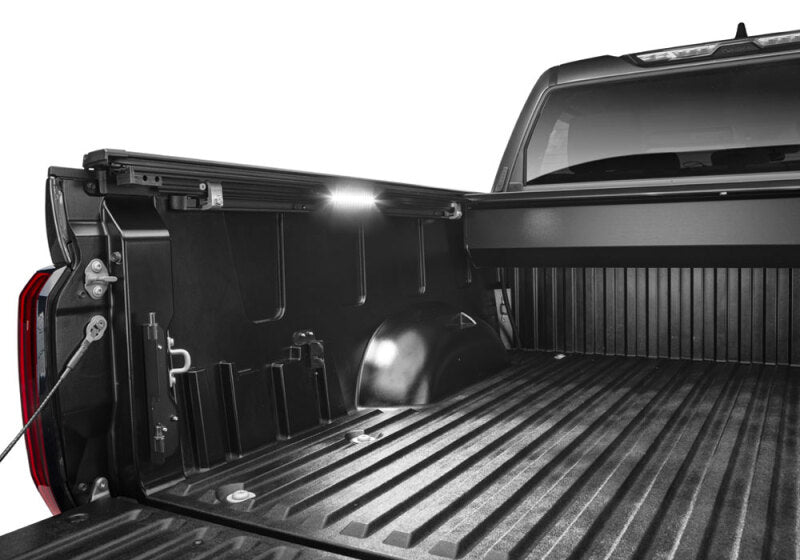 Retrax 22-23 Nissan Frontier 5ft. Bed (w or w/o Utilitrack) Retrax EQ