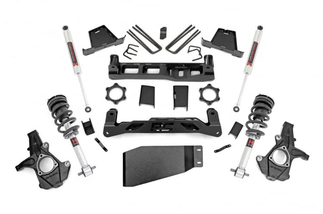 Rough Country 7.5 Inch Suspension Lift Kit w/ M1 Struts And Shocks 07-13 Silverado/Sierra 1500 4WD