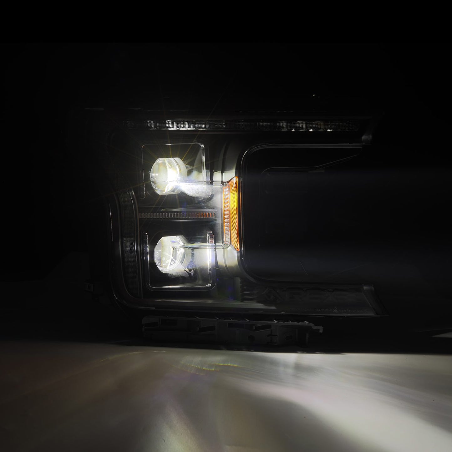 AlphaRex 18-20 Ford F-150 LUXX LED Proj HL Blk Actv Lgt Seq Sig SB DRL