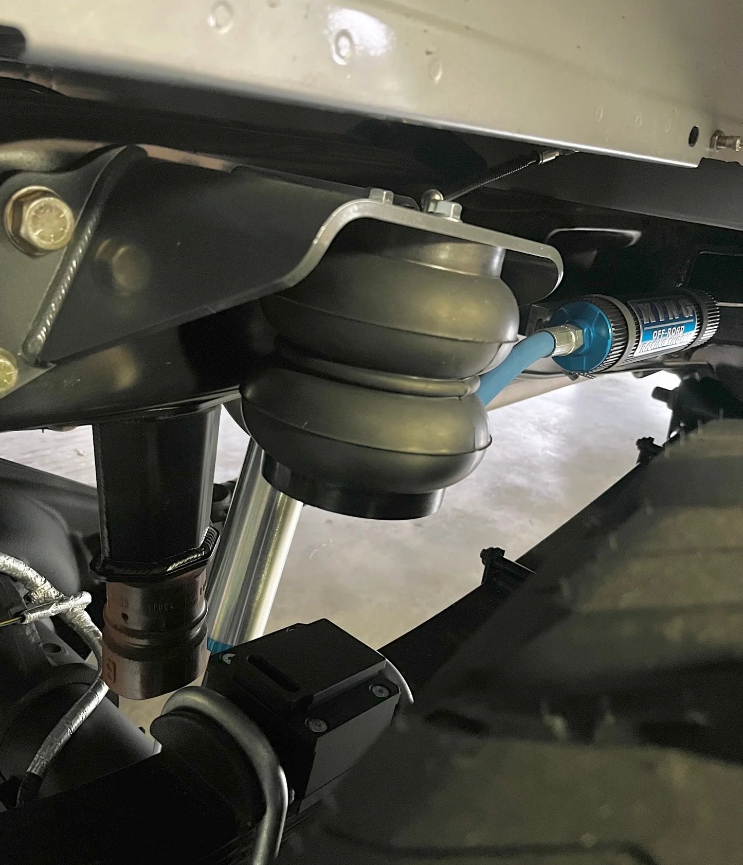 Full Travel Bags 2023+ F250, F350 Super Duty Detachable Long Travel Air Bags