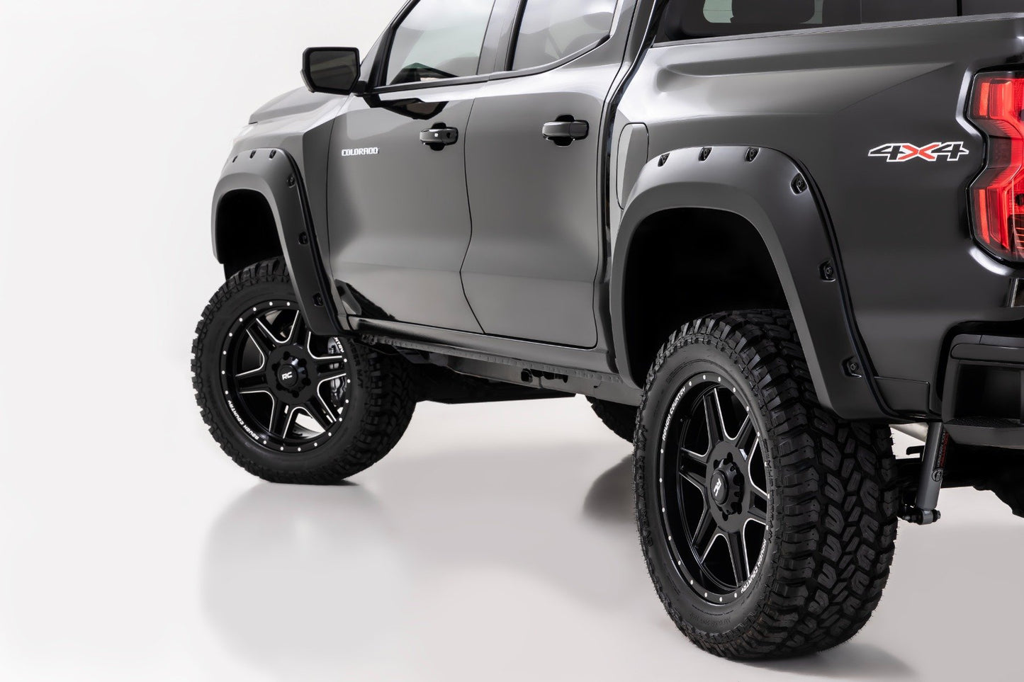 Pocket Fender Flares | GAL Reef Blue | Chevy Colorado 2WD/4WD (2023-2026)