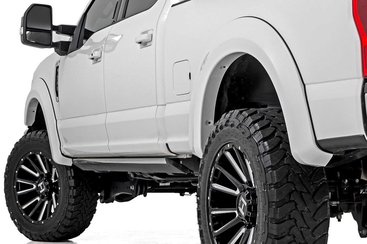 Fender Flares | Sport | BN Silver Spruce | Ford F-250/F-350 Super Duty (17-22)