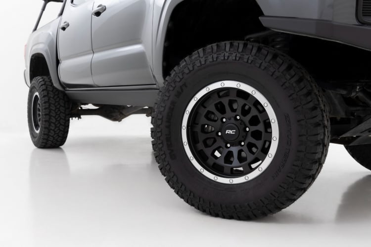 Rough Country Power Running Boards | Lighted | Double Cab | Toyota Tacoma (05-23)