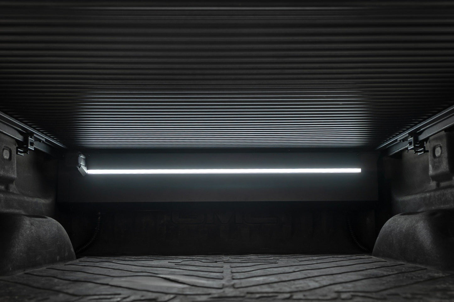 Powered Bed Cover | 6'7" Bed | Chevy/GMC 1500/2500HD/3500HD (14-19 & Classic)