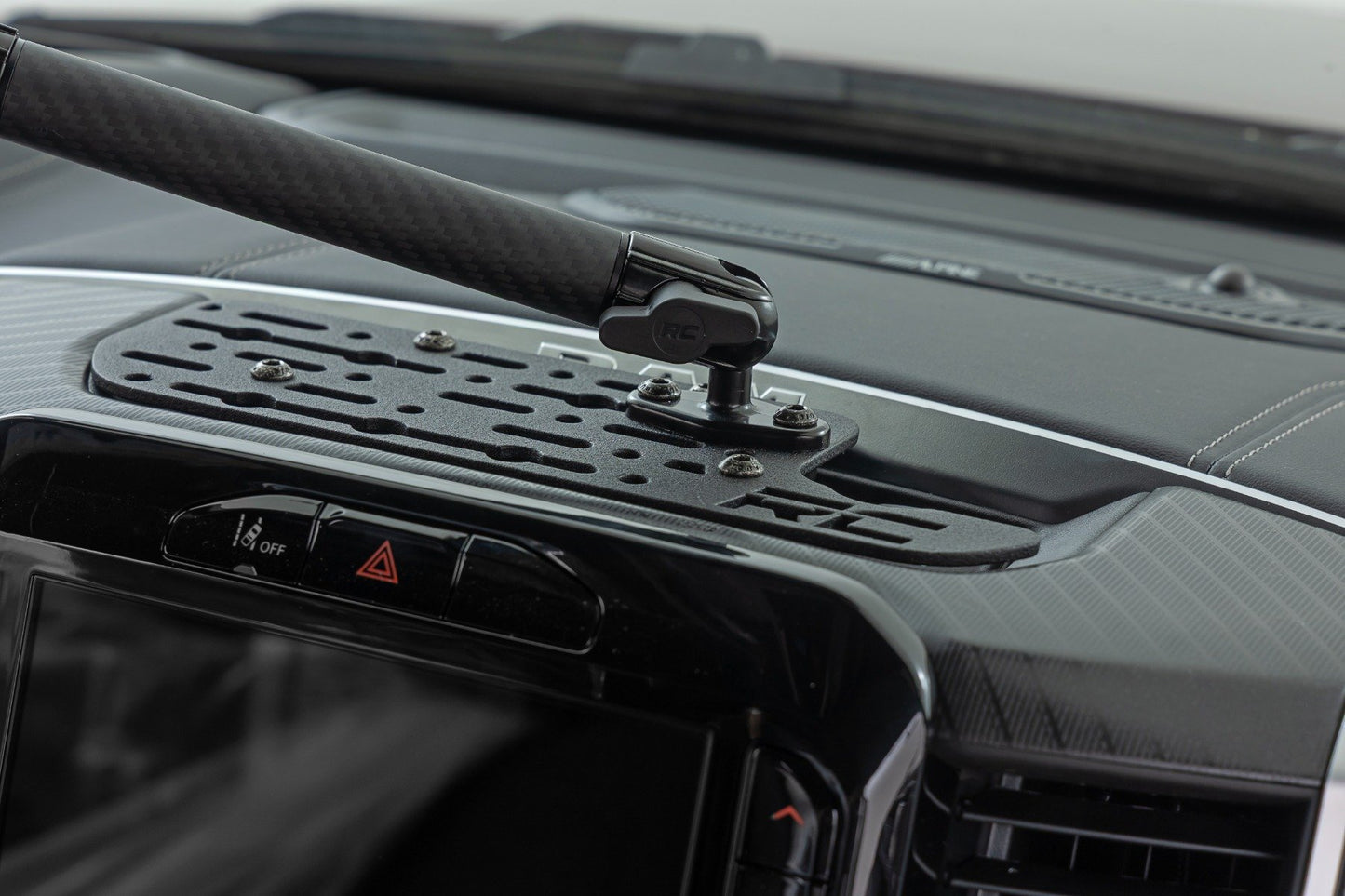 Dash Mount | 8" Non-Mag Safe Mount Kit | 8in Screen | Ram 1500 2WD/4WD (19-26)