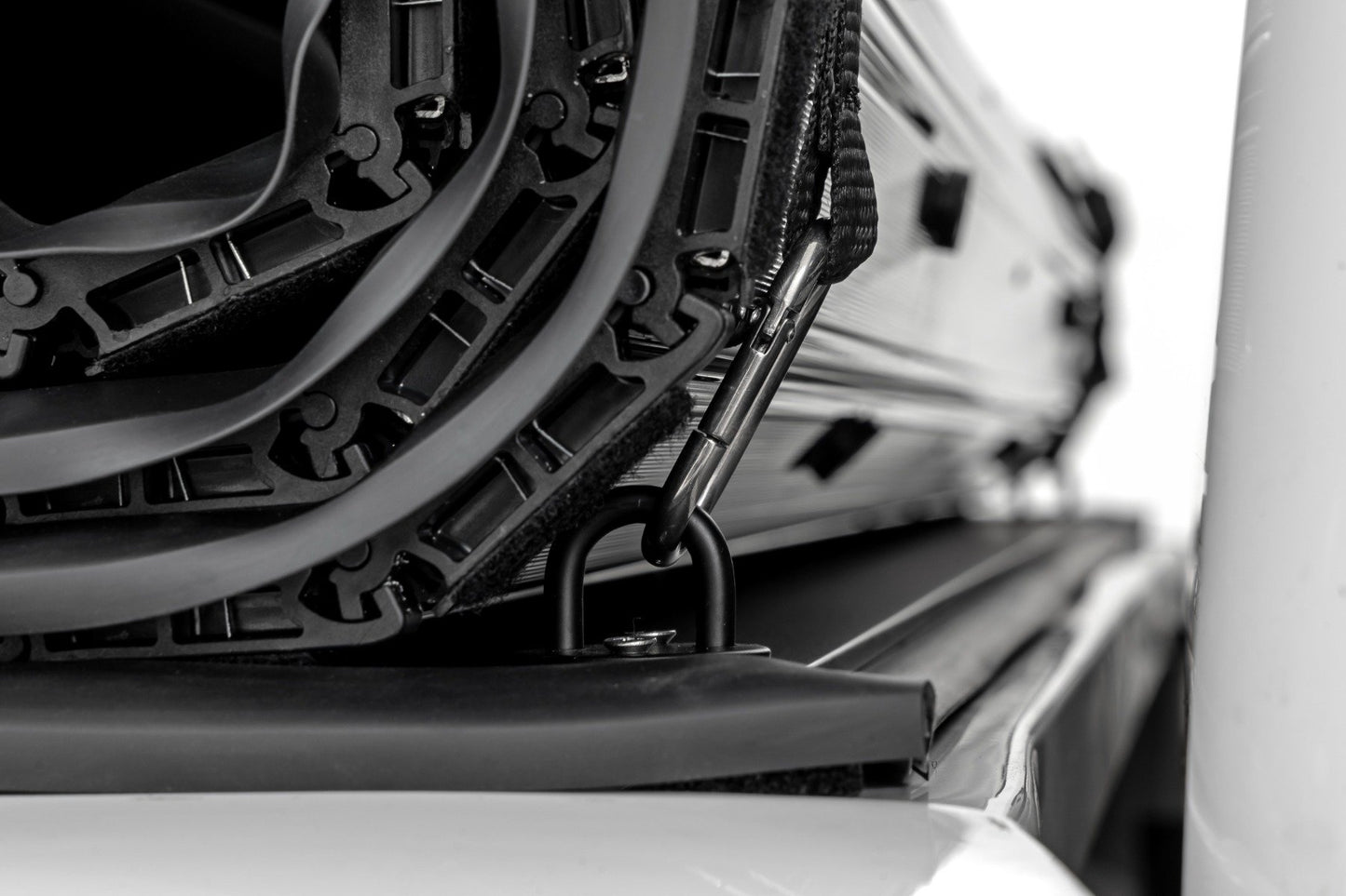 Hard Roll Up Bed Cover | 6'7" Bed | Chevy/GMC Sierra/Silverado 1500 (07-13)