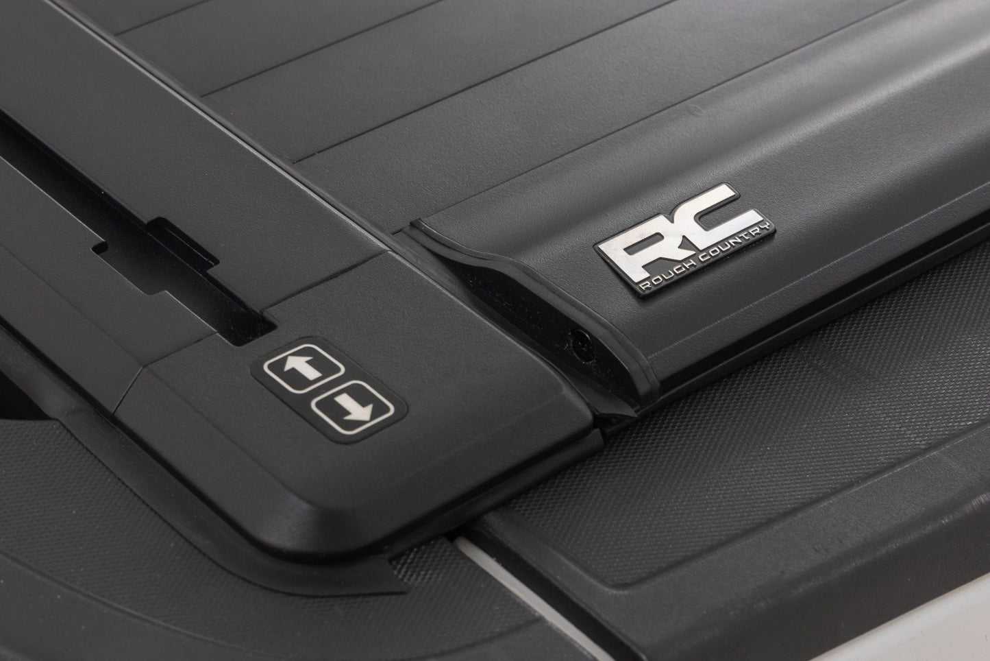 Powered Bed Cover | 6'7" Bed | Chevy/GMC 1500/2500HD/3500HD (14-19 & Classic)