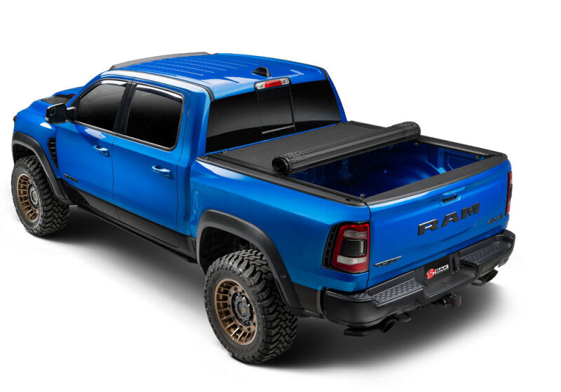 BAK 16-23 Toyota Tacoma 5.1ft Bed Revolver X4ts Bed Cover w/ Track System