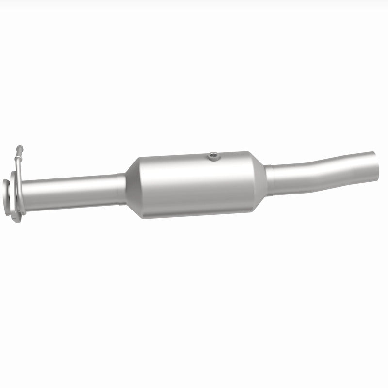 MagnaFlow 09-10 Ford F-550 Super Duty V10 6.8L Rear Underbody Direct Fit Catalytic Converter