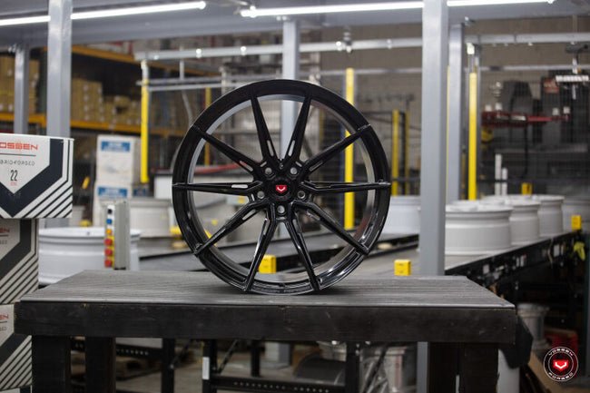 Vossen Forged Evo-2R - 20x11 - 5x120 - ET40 - GB - Gloss Black - C8 Stingray Fitment - Rear