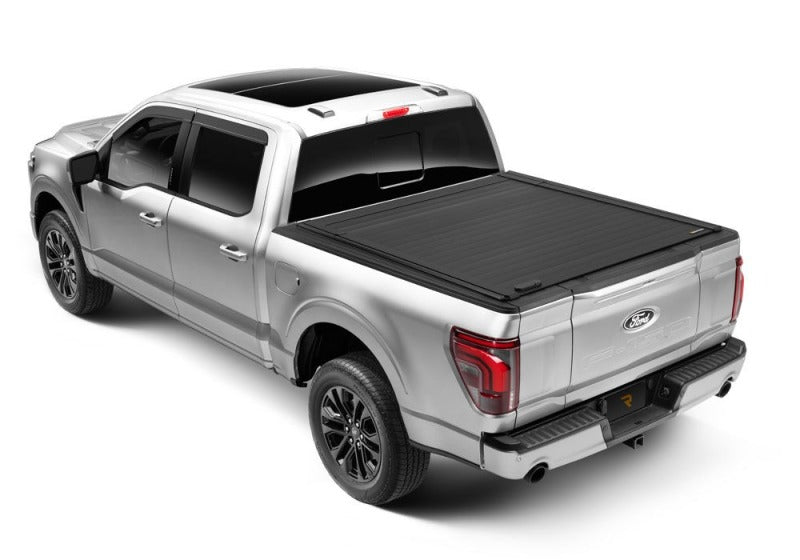 RealTruck 07-21 Toyota Tunra CrewMax 5.5ft w/Deck Rail Sys (No Bed Box) RetraxPRO EZ-Off FRC-4000