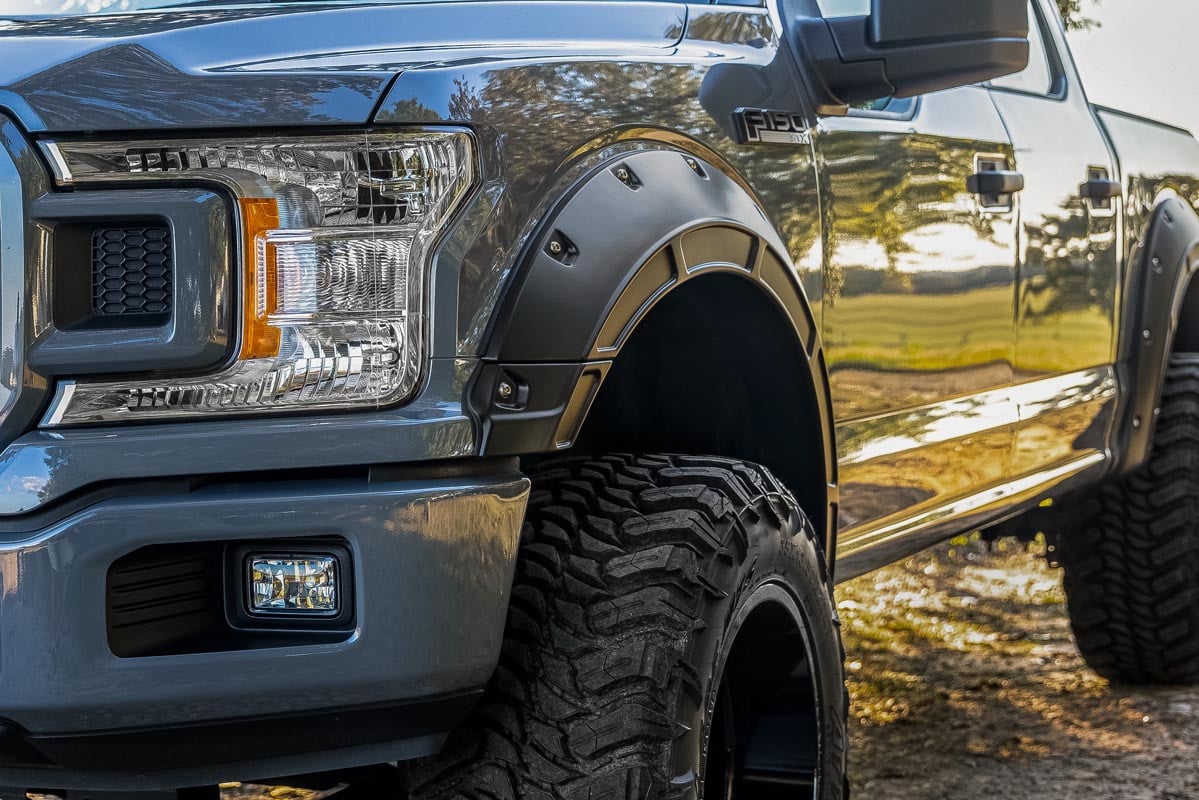 Fender Flares | Defender | YZ Oxford White | Ford F-150 2WD/4WD (2015-2020)