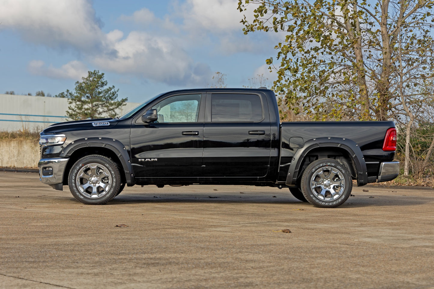 Fender Flares | Defender | PW7 Bright White | Ram 1500 2WD/4WD (2025)