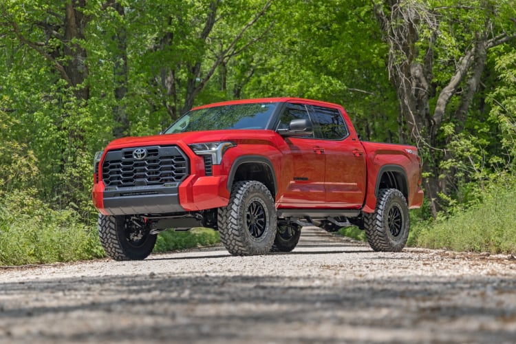 Rough Country 6 Inch Lift Kit | Toyota Tundra 4WD (2022-2025) With OE Red CV axles, Without Air Ride