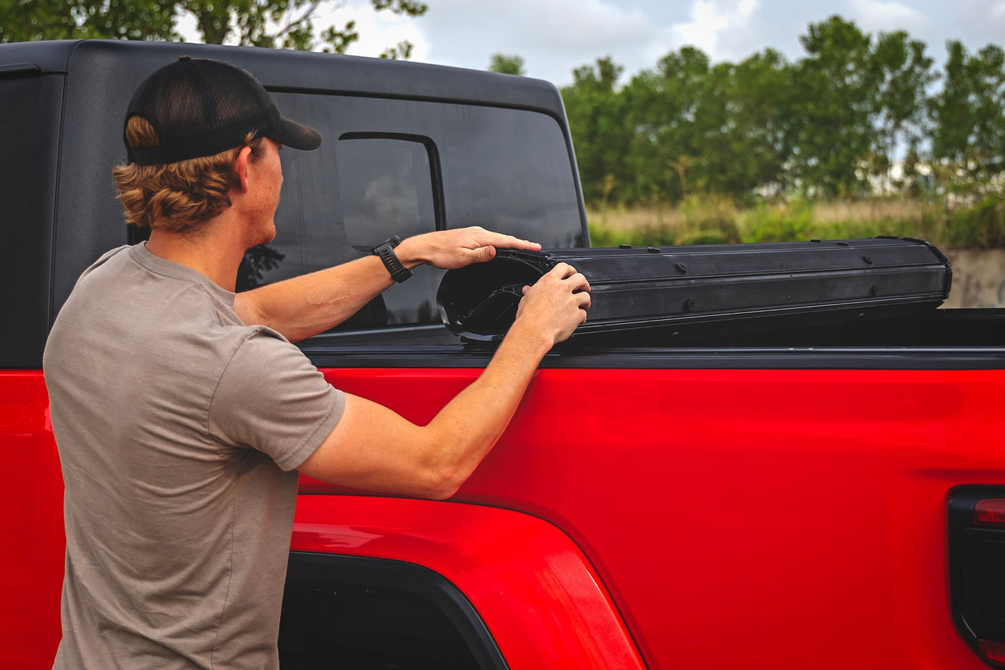 Hard Roll Up Bed Cover | 5' Bed | Jeep Gladiator JT 4WD (2020-2025)