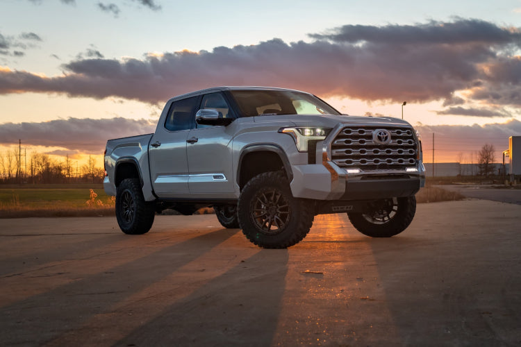 Rough Country 6 Inch Lift Kit | Toyota Tundra 4WD (2022-2025) With OE Black CV axles, With Air Ride