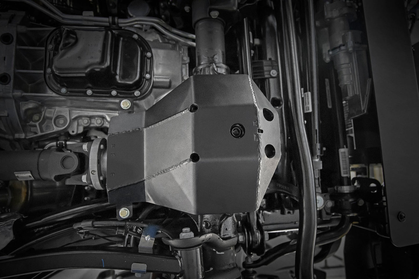 Rough Country M210 Diff Skid 18-21 Jeep Gladiator JT Rubicon/Wrangler JL Rubicon 4WD