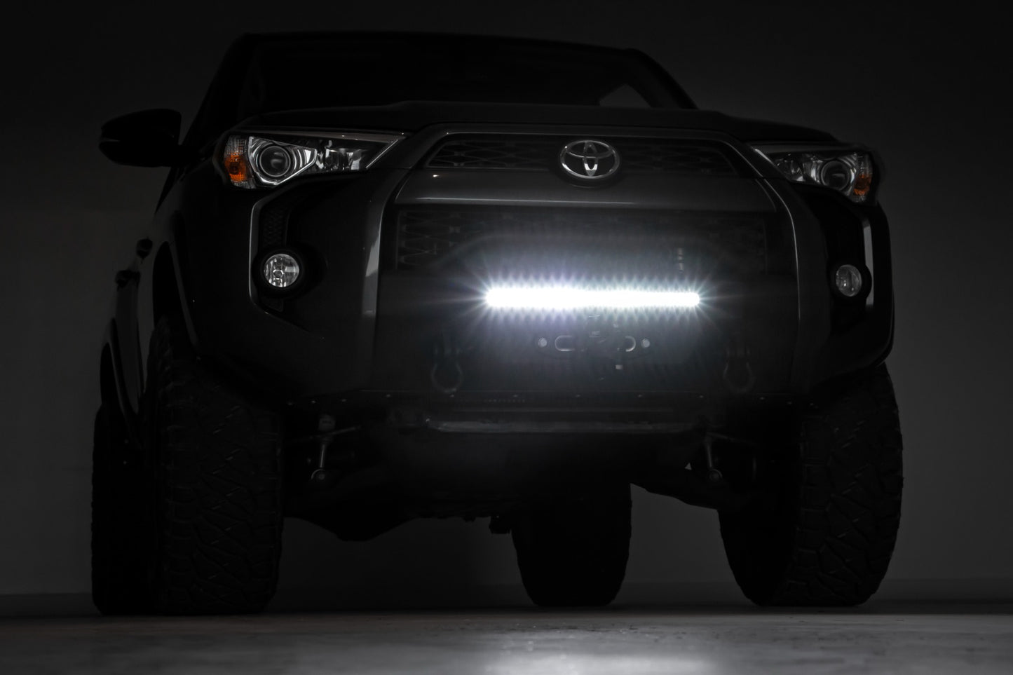 Rough Country Front Bumper Hybrid with 20 Inch LED Light Bar 14-22 Toyota 4Runner 2WD/4WD