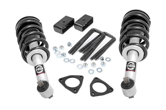 Rough Country 2.5 Inch Leveling Lift Kit w/N3 Loaded Struts 07-18 Silverado/Sierra 1500 Cast Steel & Cast Aluminum