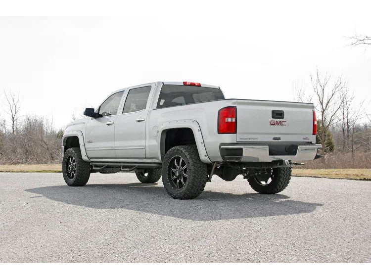 Rough Country 5 Inch Suspension Lift Kit w/V2 Monotube 14-18 Silverado/Sierra 1500 4WD Aluminum/Stamped Steel