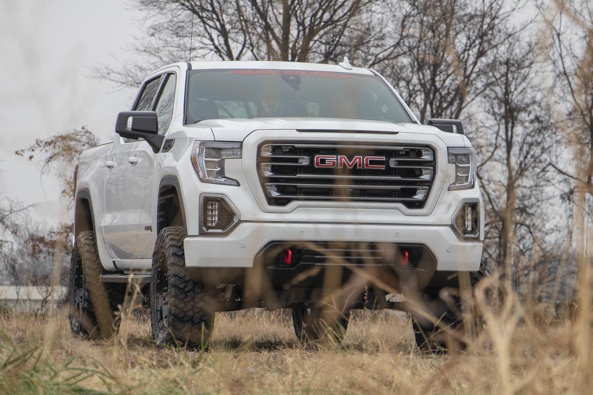 Rough Country 2019-2024 GMC/Chevrolet Sierra/Silverado 1500 4in Suspension Lift Kit Strut Spacers N3 Shocks Trailboss/AT4 Diesel 4WD