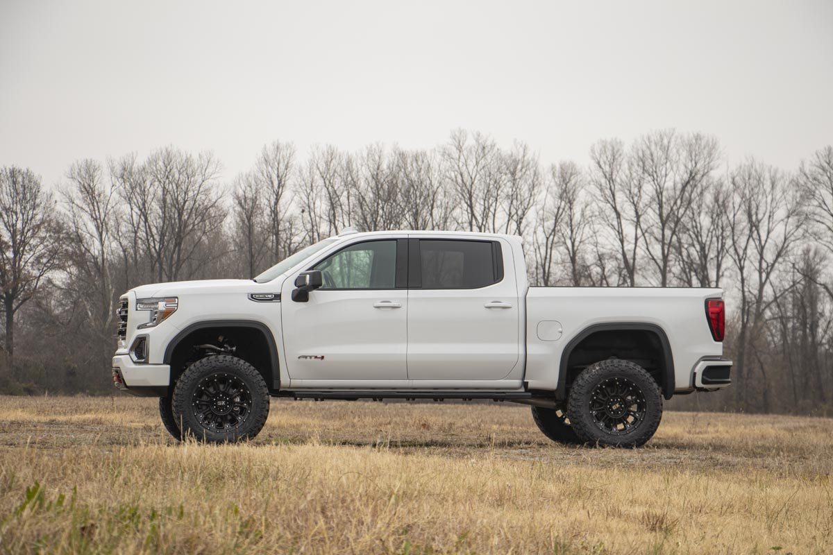Rough Country 4 Inch Suspension Lift Kit Vertex & V2 19-24 Silverado/Sierra 1500 Trailboss/AT4 Gas 4WD