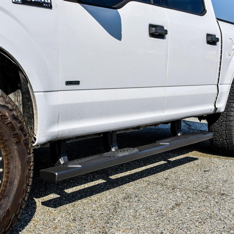 Westin Ram 15-21 Ford F-150 / 17-24 Ford F-250 & F350 Crew Cab R5 XD Nerf Step Bars - Black