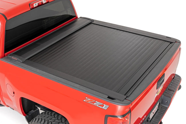 Rough Country Retractable Bed Cover 5.7 Foot Bed 04-18 Chevy/GMC 1500