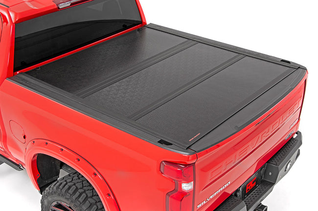 Rough Country Low Profile Hard Tri-Fold Tonneau Cover 19-20 1500 5.8 Foot Bed