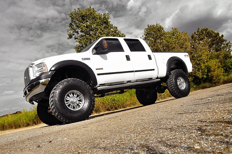 Rough Country 8 Inch Suspension Lift System 99-04 F-250 /F-350 Super Duty