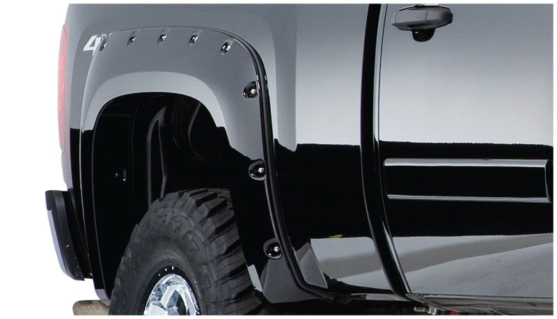 Bushwacker 07-13 Chevy Silverado 1500 Fleetside Pocket Style Flares 4pc 69.3in Bed - Black