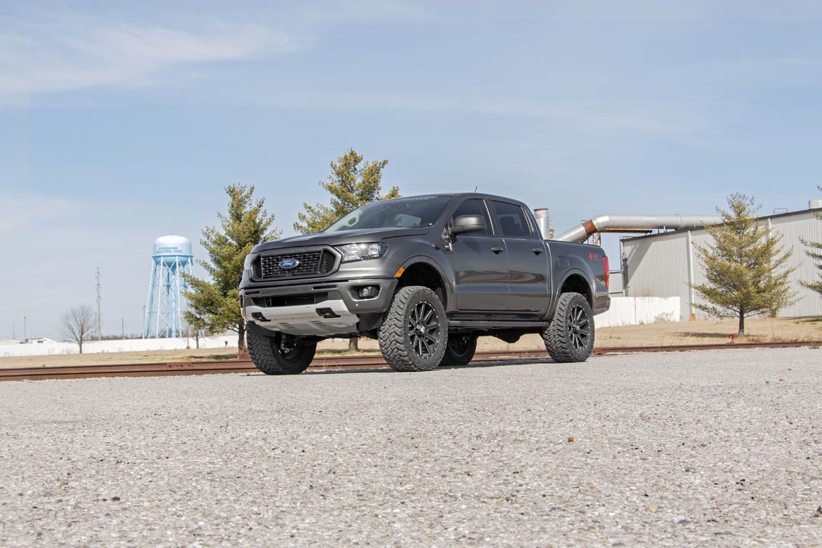 Rough Country 3.5 Inch Lift Kit Forged Alum UCA Cast Steel Knuckles 19-23 Ford Ranger 4WD