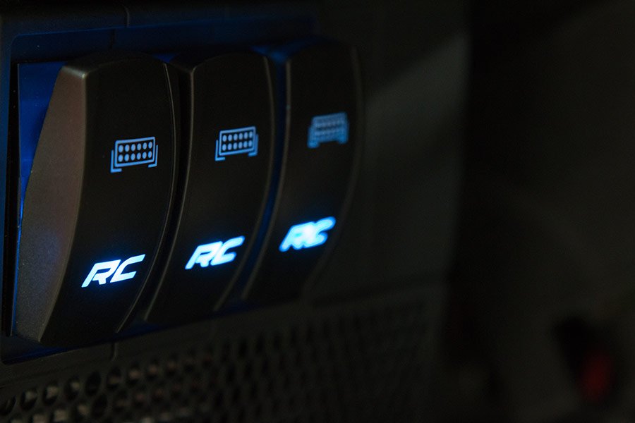 Rough Country Rocker Switch Housing Kit 3 Switches Black Plastic