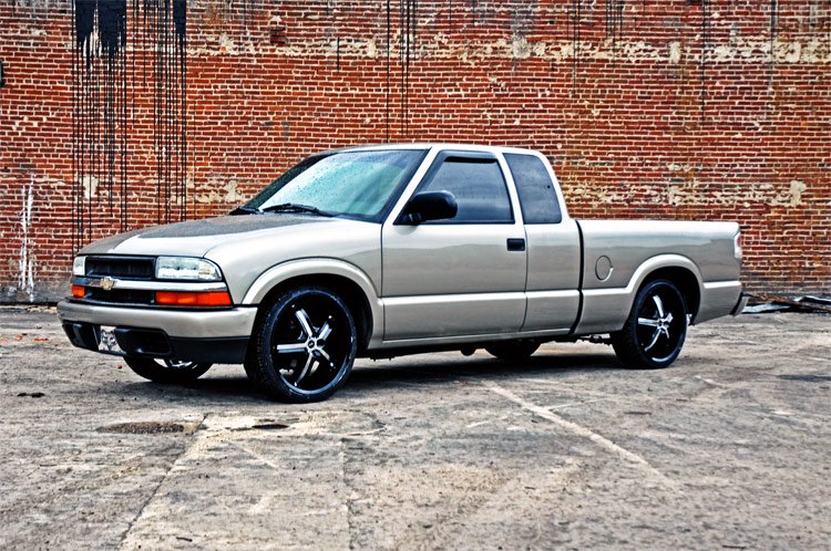 Rough Country 2 Inch/3 Inch Lowering Kit 91-03 Sonoma 83-97 S10 Blazer