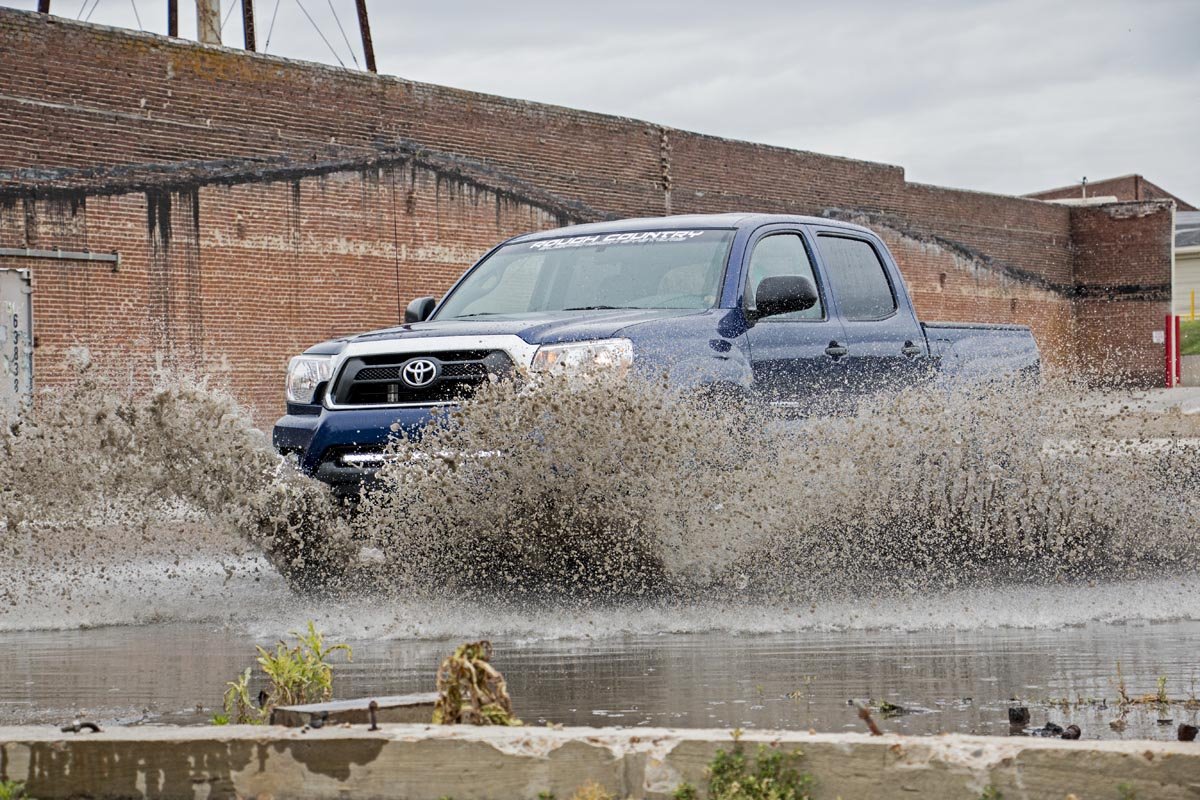 Rough Country 3 Inch Lift Kit Red Spacer w/N3 Shocks 05-23 Toyota Tacoma 2WD/4WD